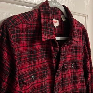 Levi’s Men’s Flannel Shirt